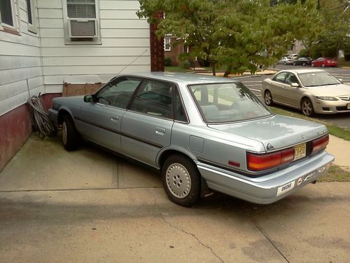 1991 toyota camry dlx sedan 4-door 2.0l well kept