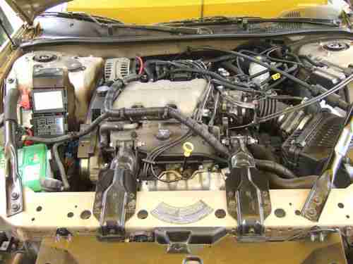 2004 Chevrolet Monte Carlo LS Coupe 2-Door 3.4L No Reserve, image 5