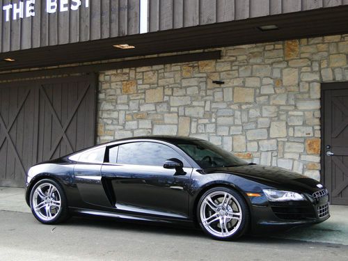 V10, polished wheels, r-tronic, only 4700 miles, full carbon fiber, $172k msrp