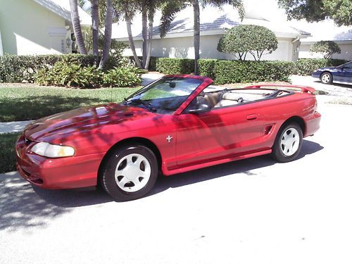 1997 ford mustang base convertible 2-door 3.8l immaculate condition alotta bling