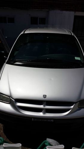 2000 dodge caravan base mini passenger van 4-door 2.4l