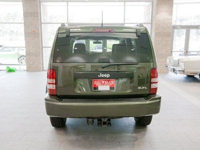 Sport SUV 3.7L CD 3.7L V6 ENGINE  (STD) Traction Control Stability Control ABS, US $14,995.00, image 6