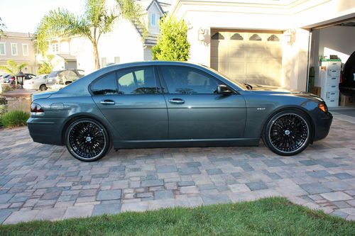 2006 bmw 750i sport low miles!!!  beautiful custom wheels