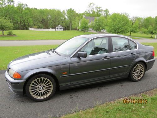 2001 bmw 330i base sedan 4-door 3.0l