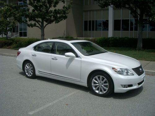 2011 lexus ls460 sedan 4-door 4.6l one owner only 13k miles