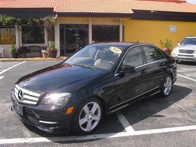 4 matic, one owner, clean carfax, p1 pckg, htd seats, rear shade, aux, bluetooth