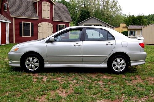 Very nice 2004 Toyota Corolla