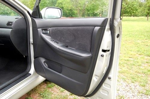 Very nice 2004 Toyota Corolla