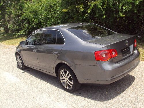 06 Jetta GLS TDI Nice Car Clean CarFax Runs Drives Great Low Reserve Great MPG!, image 4