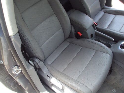 06 Jetta GLS TDI Nice Car Clean CarFax Runs Drives Great Low Reserve Great MPG!, image 12