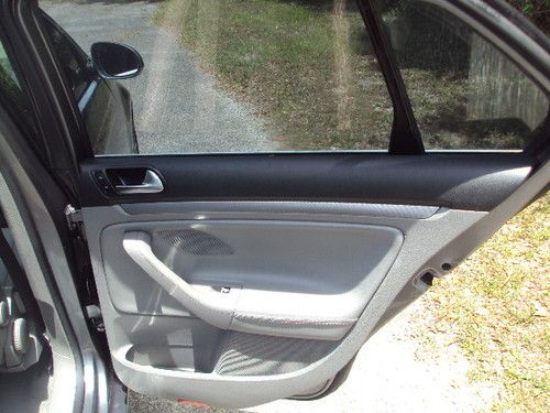 06 Jetta GLS TDI Nice Car Clean CarFax Runs Drives Great Low Reserve Great MPG!, image 17