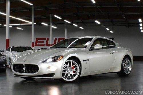 Granturismo coupe pearl white custom wheels sport steering wheel navi options