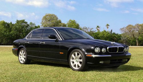 2004 jaguar xj8 base sedan 4-door 4.2l