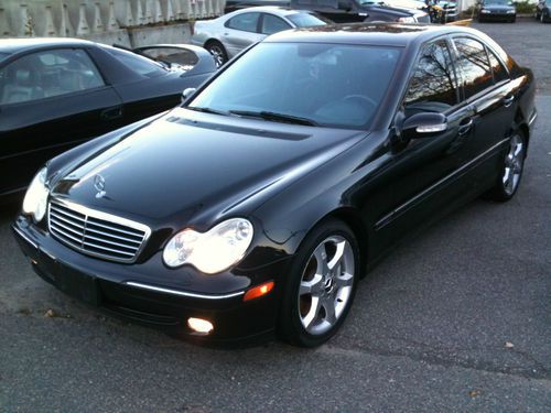 2004 mercedes-benz c320 sport sedan 4-door 3.2l