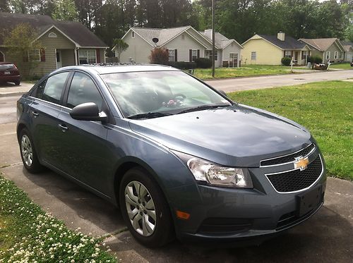 2012 chevrolet cruze ls sedan 4-door 1.8l