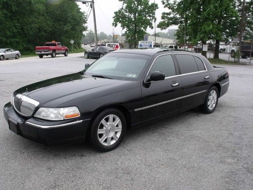 2007 lincoln town car executive l sedan 4-door 4.6l