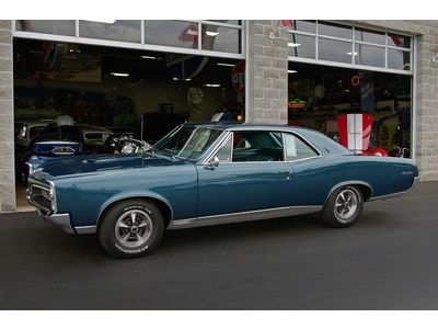 1967 gto, #'s matching 400 v8, correct colors, phs documentation rare 1 of  2967