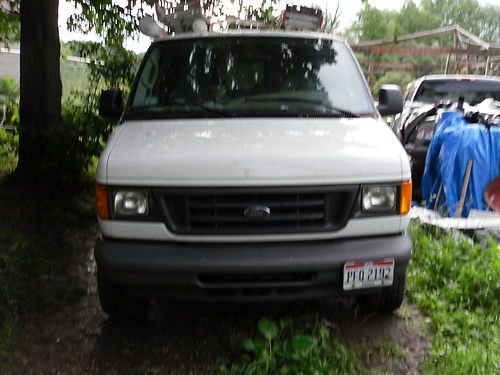 2006 ford e-250 base standard cargo van 2-door 4.6l