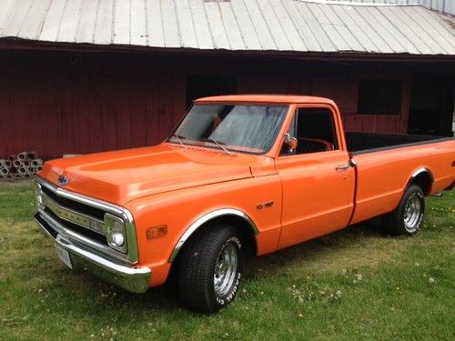 1969  vintage chevy c10 long bed