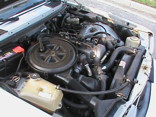 MERCEDES BENZ W123 Turbo Diesel 300D all original just serviced NON SMOKER, image 12