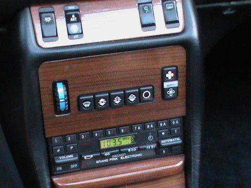 MERCEDES BENZ W123 Turbo Diesel 300D all original just serviced NON SMOKER, image 19