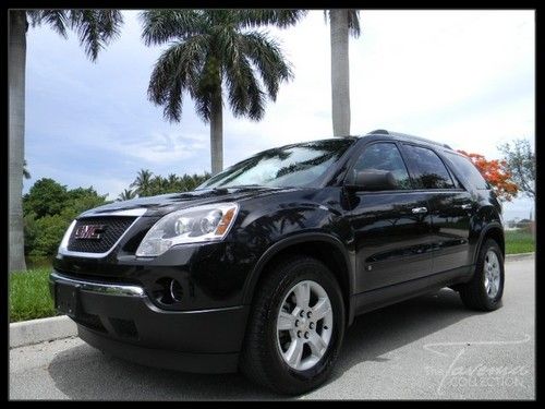 2010 acadia sle, third row seats, clean carfax, no accidents, carbon black!