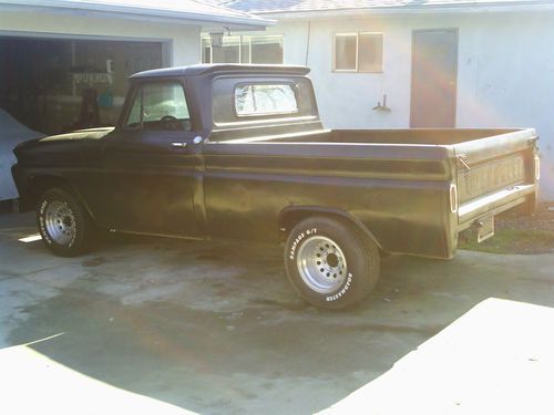 1964 chevy c-10 fleetside short bed pick-up