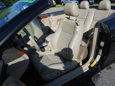 SLE Convertible 3.3L CD Front Wheel Drive Tires - Front Performance ABS A/C, image 15