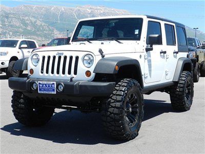 Unlimited wrangler 4 door hardtop 4x4 custom new lift wheels tires auto