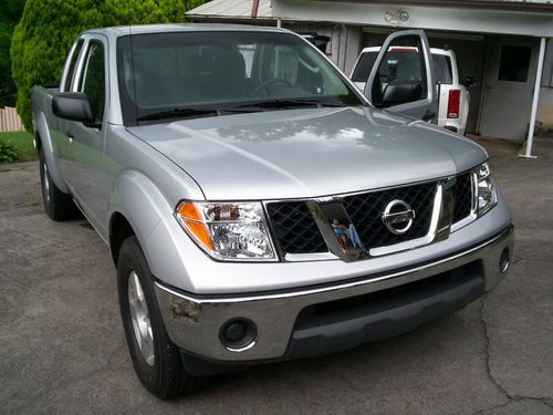 2005 nissan frontier se extended cab pickup 2-door 4.0l