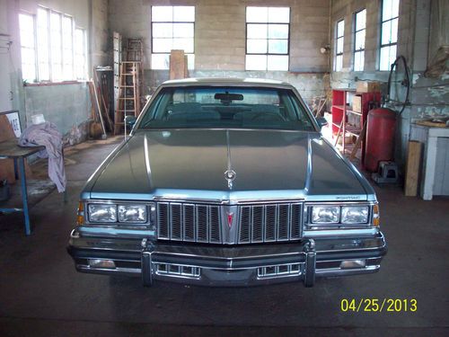 1979 pontiac bonneville brougham, light blue, automatic, 97k miles.