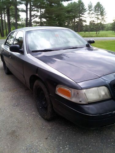 2001 Ford Crown Victoria Police Interceptor with Spotlight, image 5