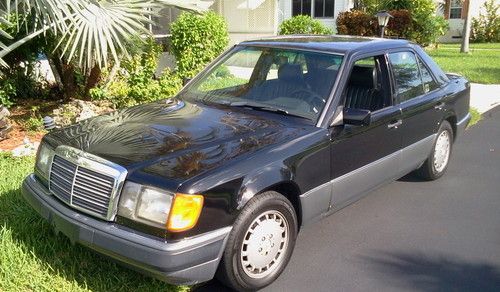 1992 Mercedes-Benz 300D 2.5 Sedan 4-Door 2.5L, image 7