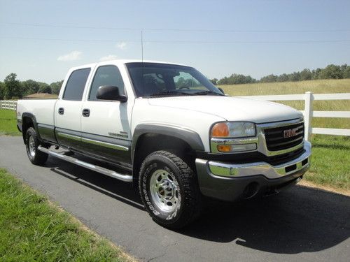 Crew cab 8' longbed 4x4 6.6l duramax diesel allison at low miles sle 1-owner 3/4