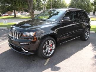 2013 jeep grand cherokee srt-8 11k mi loaded warranty free shipping