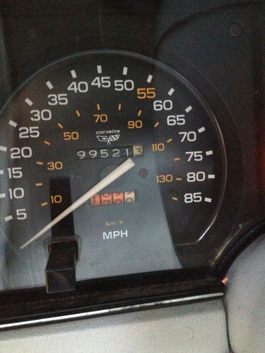 1982 Light blue two tone Stingray body style, image 3