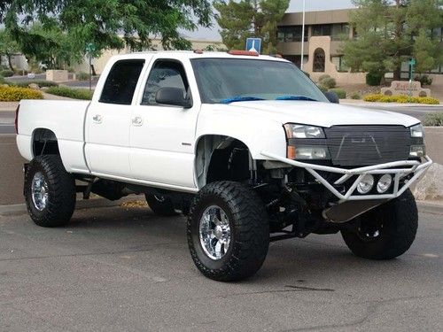 Chevrolet 2500hd lifted 4x4 duramax diesel allison transmission