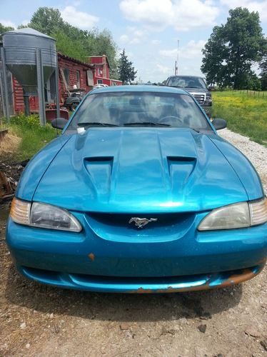 1994 Ford Mustang SVT Cobra Coupe 2-Door 5.0L, image 4