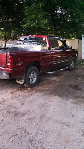 2004 chevrolet silverado 1500 ls extended cab pickup 4-door 5.3l