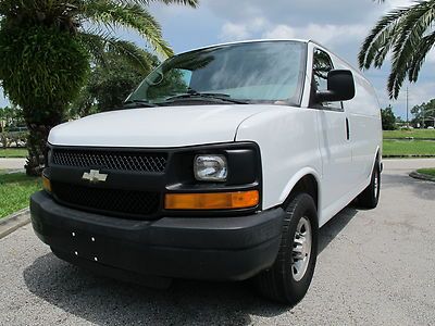 Carpet cleaning van truck mounted with hose &amp; wands scrubers &amp; more low reserve