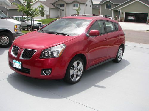 2009 pontiac vibe awd wagon 4-door 2.4l