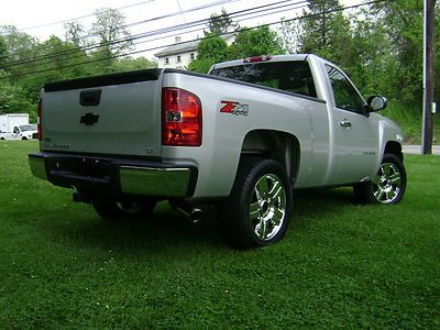 No Reserve Short-Bed 4x4 300HP V8 Remote Start Tow Pkg 20