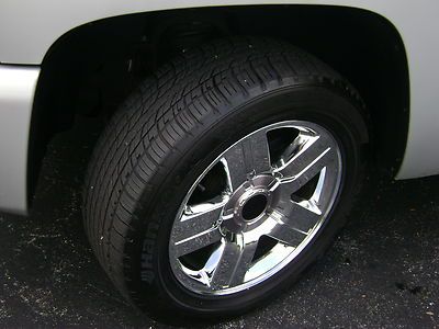 No Reserve Short-Bed 4x4 300HP V8 Remote Start Tow Pkg 20