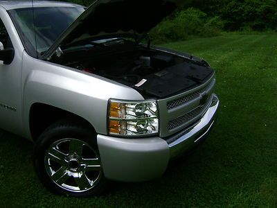 No Reserve Short-Bed 4x4 300HP V8 Remote Start Tow Pkg 20