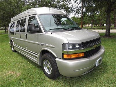 Florida luxury 2500 rv 9 passenger hi top conversion limo van wheel chair lift