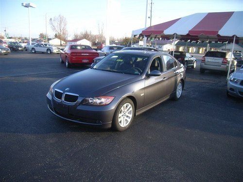 2007 bmw 328i base sedan 4-door 3.0l