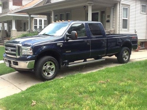 2006 ford f-250 super duty lariat crew cab pickup 4-door 6.0l