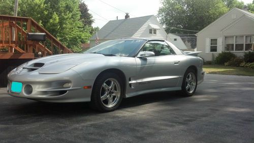 2002 pontiac firebird trans am coupe 2-door 5.7l