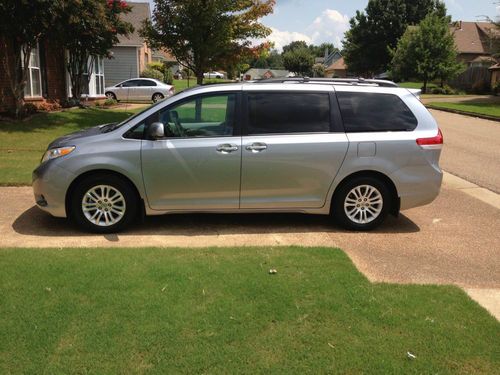 2012 Toyota Sienna XLE Mini Passenger Van 5-Door 3.5L, US $33,995.00, image 2
