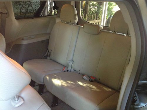 2012 Toyota Sienna XLE Mini Passenger Van 5-Door 3.5L, US $33,995.00, image 16